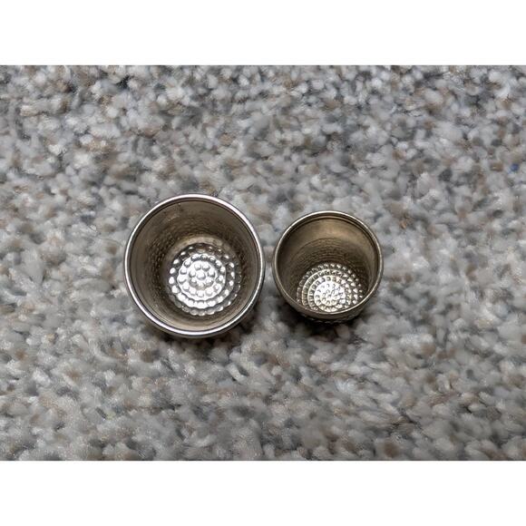 LOT OF 5 SILVER COLOR VINTAGE SEWING THIMBLES - Picture 13 of 13